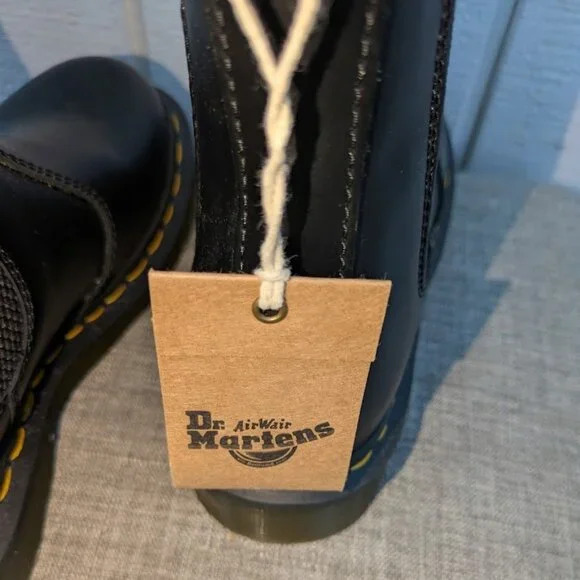 Dr. Martens Air Wait Women’s Size 5 US (UK 4) Leather‎ Chelsea Boots White Black - Picture 6 of 9